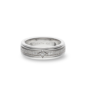 Céleste Astoria Starburst Pavé Spinner Ring product image – The Astoria collection 